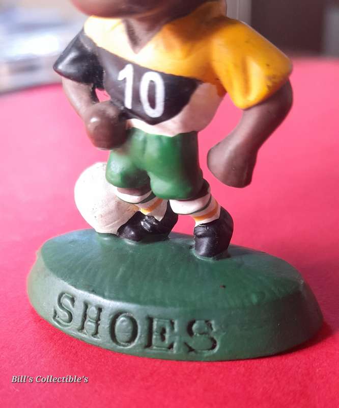 John 'Shoes' Moshoeu Soccer Legend 1997 Shell Headliner.