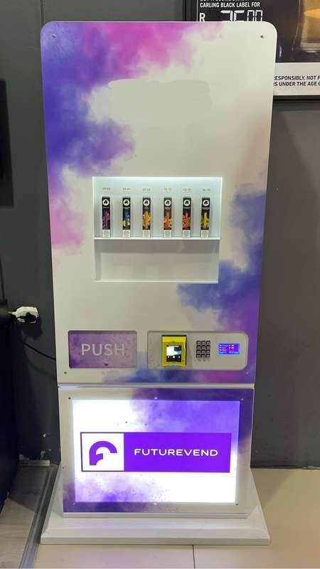 Modern Vending Machine w/ Card Reader  Like New!