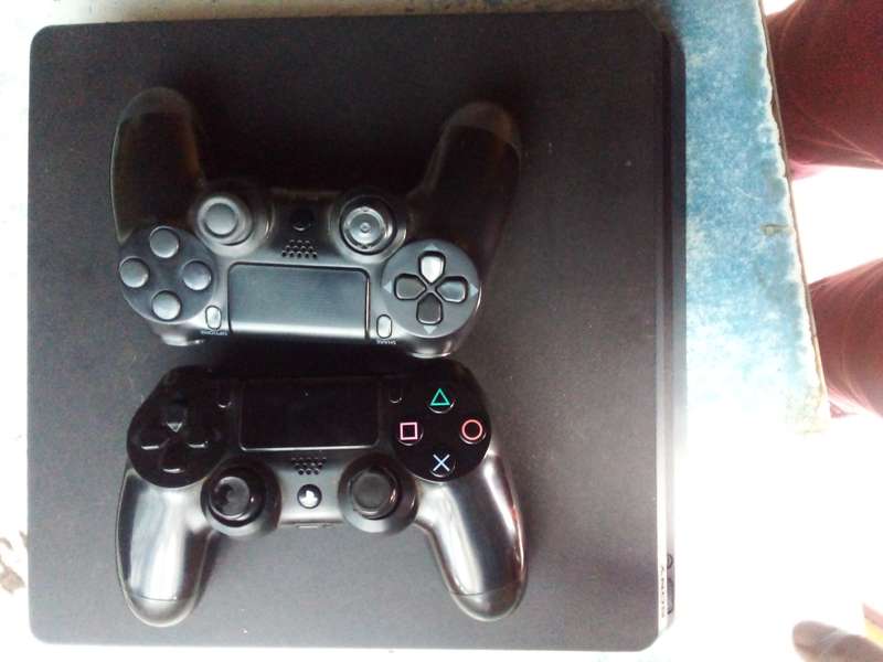 PlayStation 4 500 GB