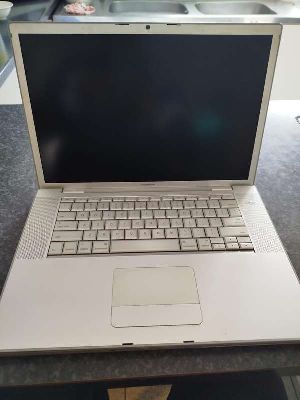 Macbook A1260 for spares or repairs