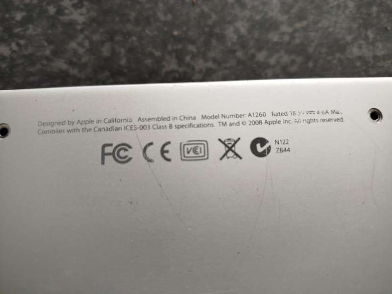 Macbook A1260 for spares or repairs