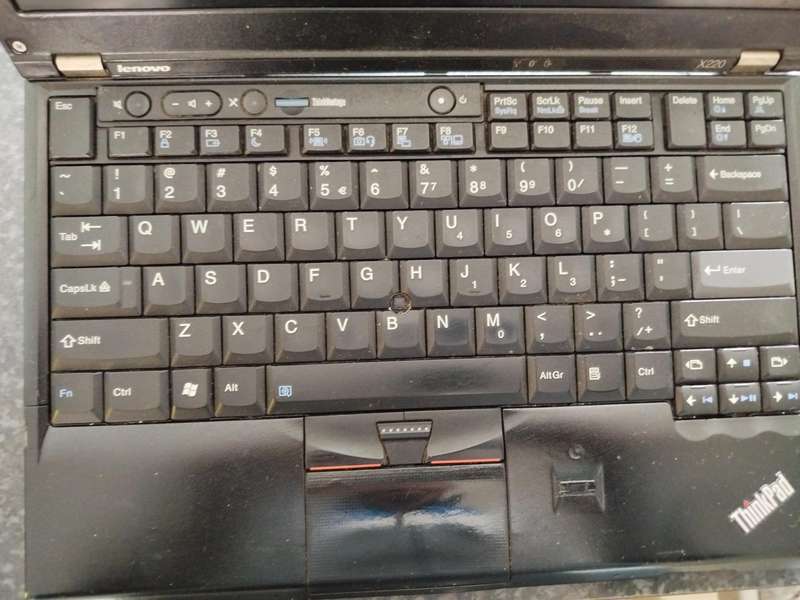 Lenovo X220 for spares or repairs