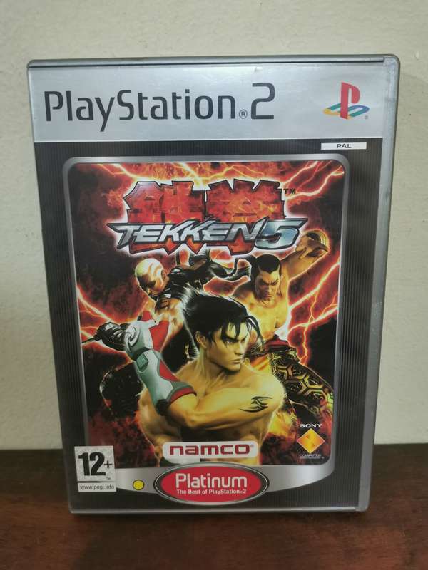 Tekken 5 on PlayStation 2 with booklet