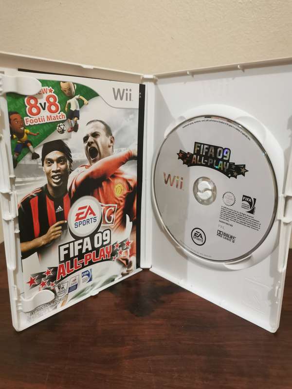Fifa 09 All-Play for Nintendo Wii with Booklet