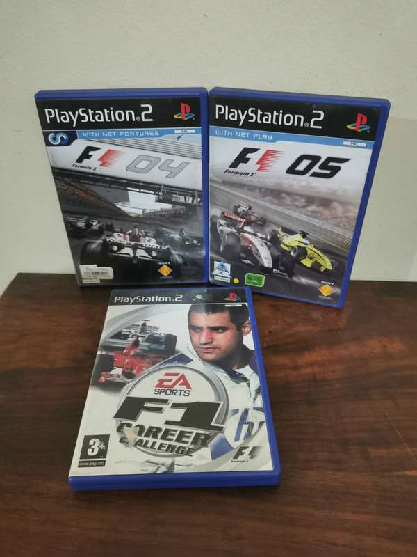 Ultimate Formula 1 Game Collection for PlayStation 2 complete with booklets