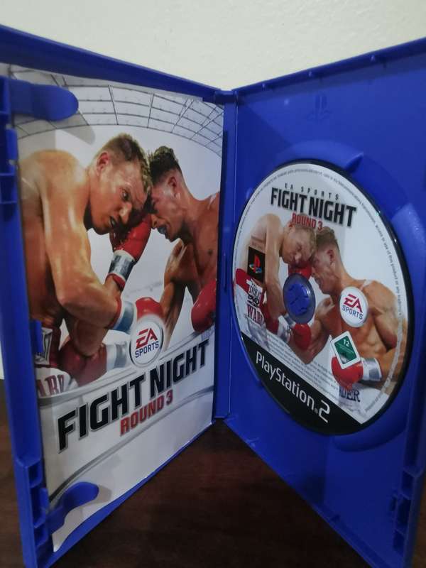 Fight Night Round 3 on PlayStation 2 with Booklet