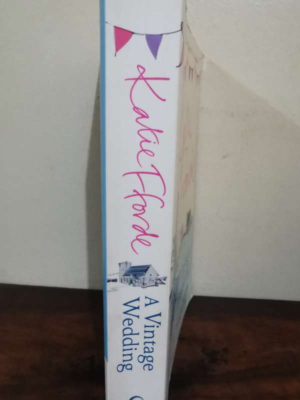 A Vintage Wedding, novel by Katie Fford