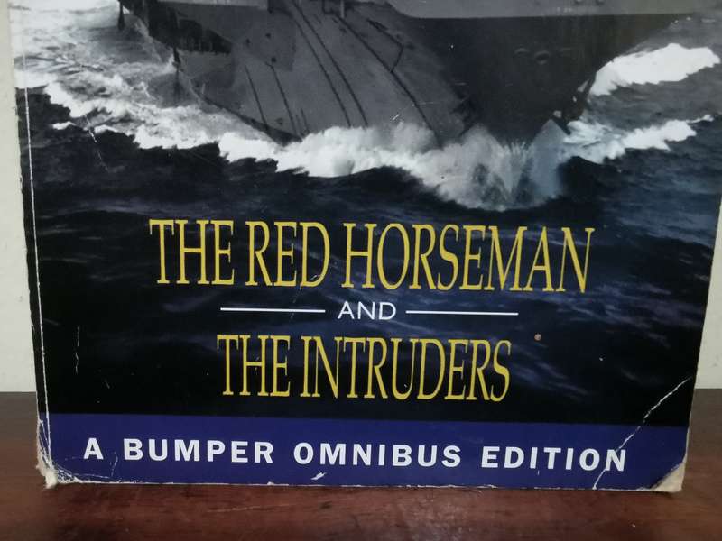 Stephen Coonts Omnibus - The Red Horseman and The Intruders