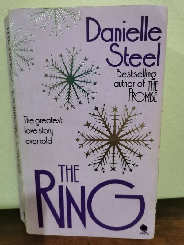The Ring, novel by Danielle Steel
