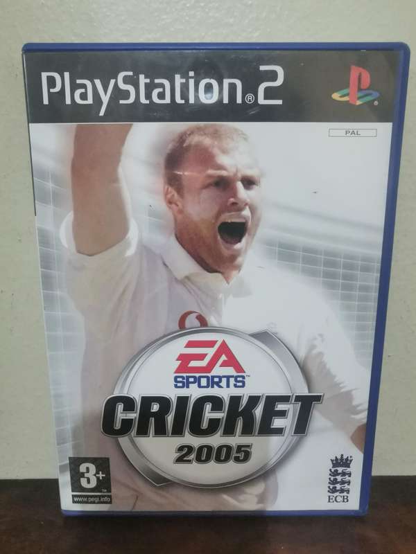 Cricket 2005 on PlayStation 2 with Booklet