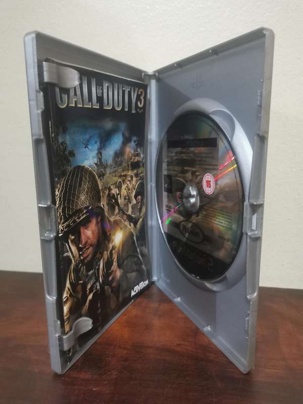 Call of Duty 3 on PlayStation 2 with Booklet