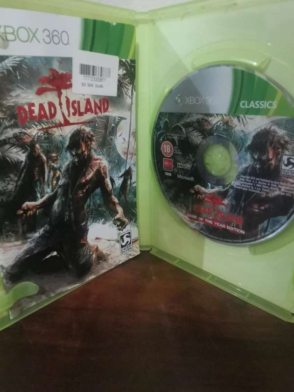 Dead Island on Xbox 360 with Booklet