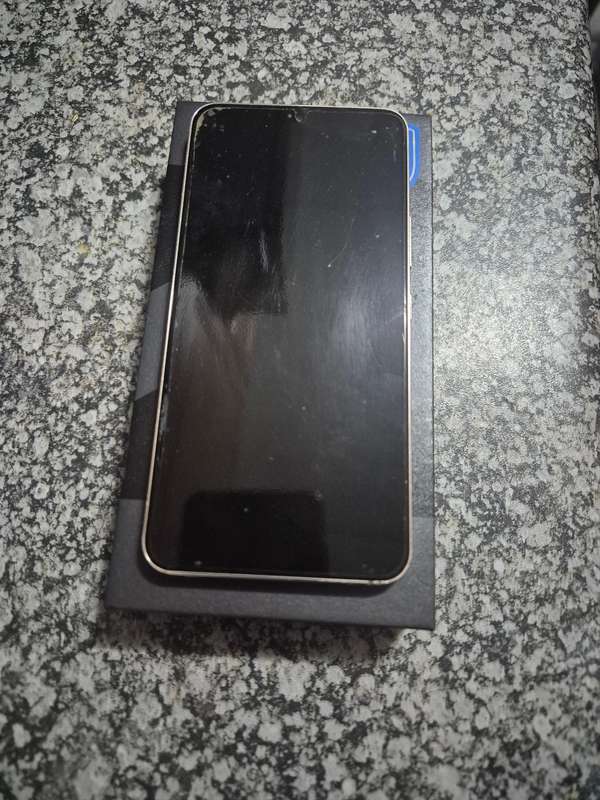 Samsung S22