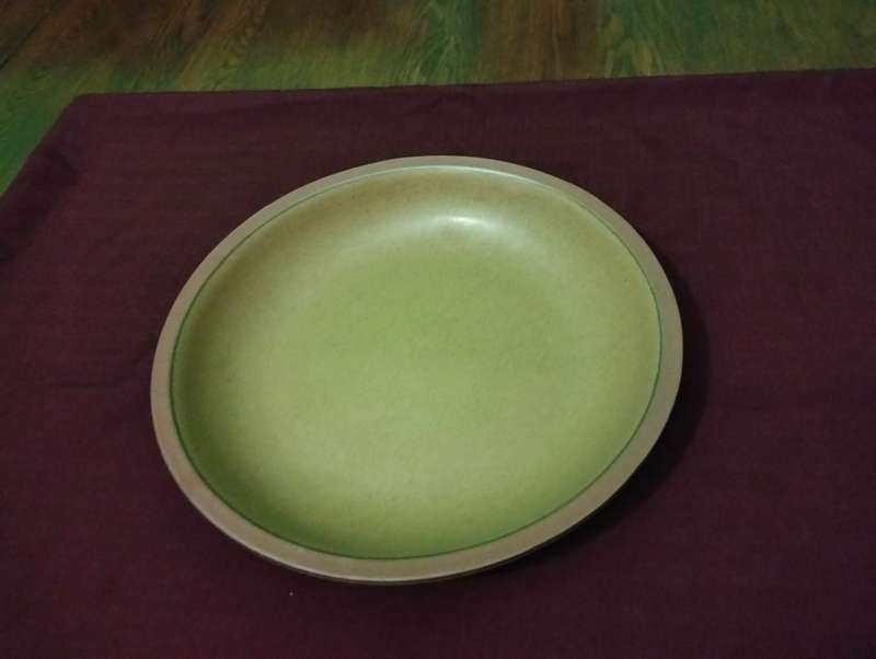 Argilla Pottery Set x 16