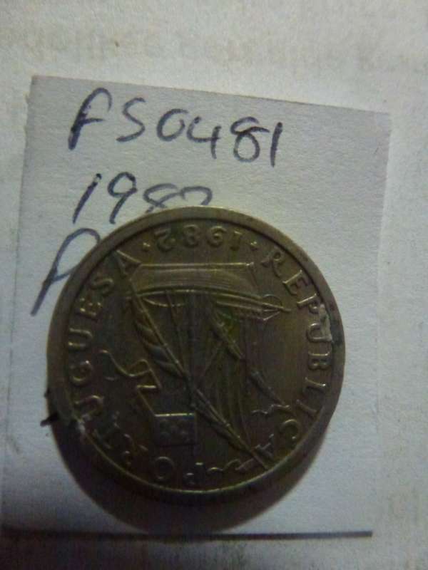 1982 Portugal 2 1/2 escudo