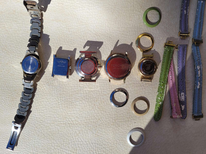 Lot of 5 broken women's watches