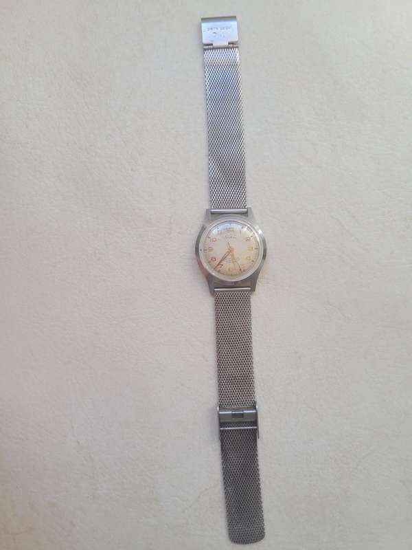 Tosca watch works but needs repair