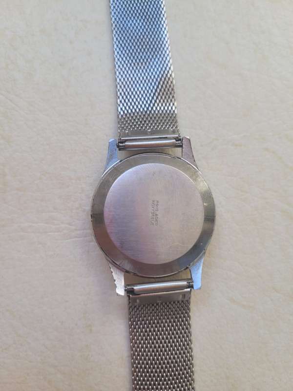Tosca watch works but needs repair