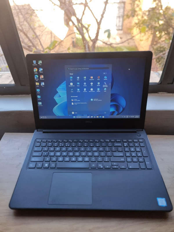 7TH GEN CORE I5 DELL VOSTRO 15 - 3000 SERIES 16GB RAM 1TB SSD 1