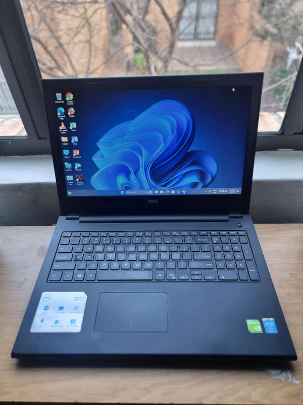 gaming core i5 dell inspiron 15 3000 laptop 8gb ram256ssd
