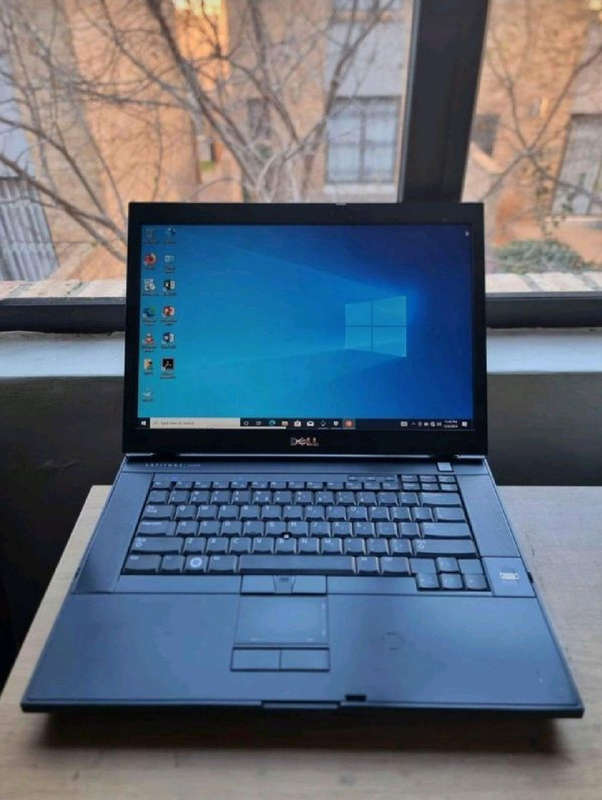 Dell latitude e6500 laptopcore 2 duo4gb ram250gb