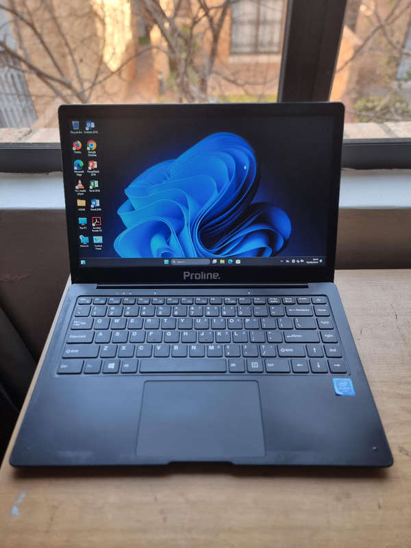 Proline notebook intel celeron 4gb ram 128NVME