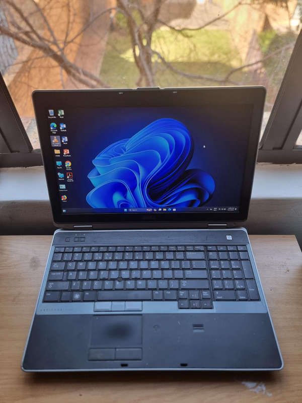 CORE I7 DELL LATITUDE E6530 LAPTOP 8GB  RAM120GB SSD