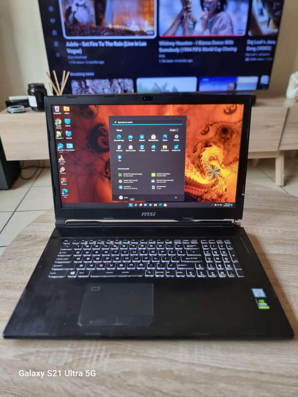 17.3INCH SCREEN GAMING MSI MS17 LAPTOP XEON PROCESSOR 32GB  RAM512 NVME