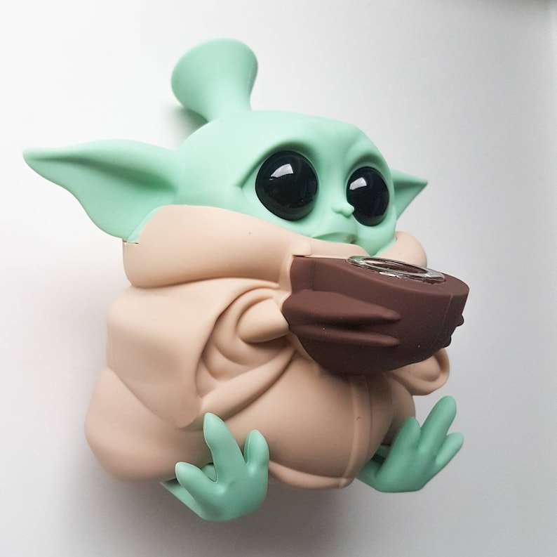 Baby Yoda Smoking Pipe with 5 Silver Screens | Silicone Pipe, Star Wars Gift, Smokers Gift,