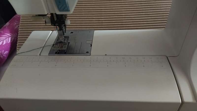 Pfaff 7570 embroidery machine and sewing combo