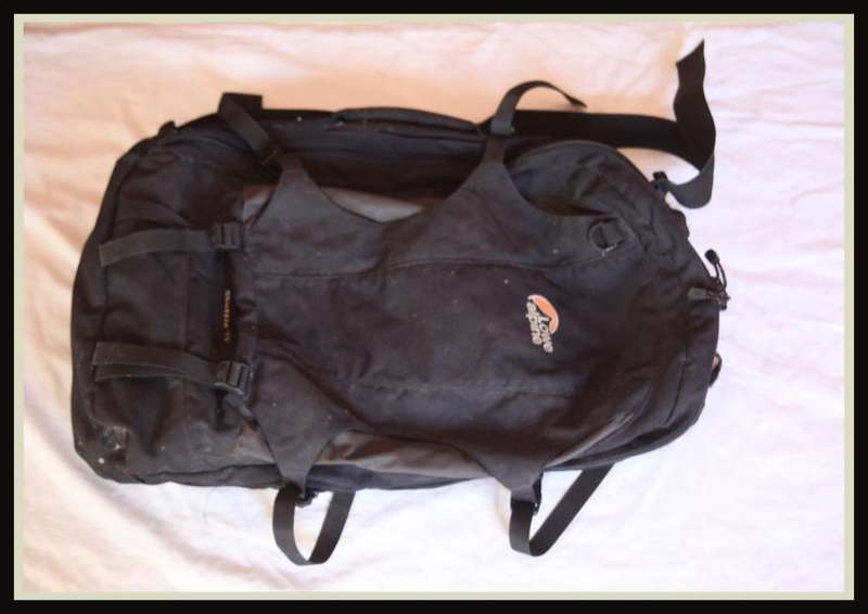 Bag - Travel and Hiking Bag 2 in 1. (Lowe alpine)