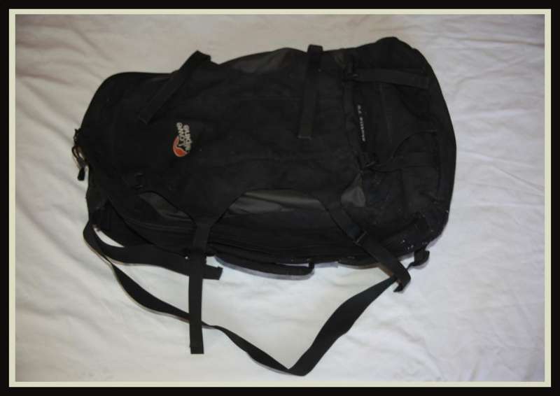 Bag - Travel and Hiking Bag 2 in 1. (Lowe alpine)