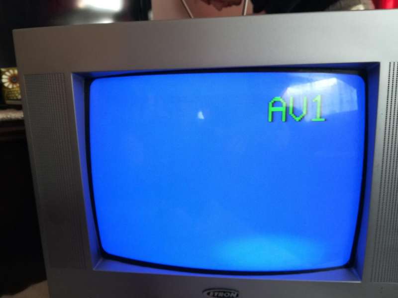 TV - 37cm colour TV - Etron model E1499