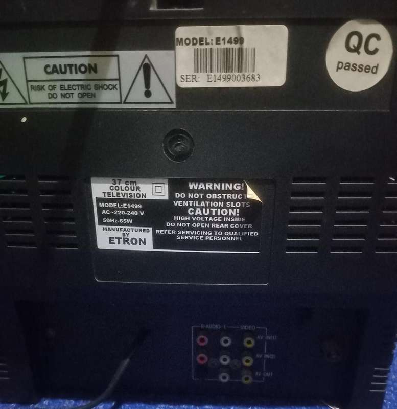 TV - 37cm colour TV - Etron model E1499