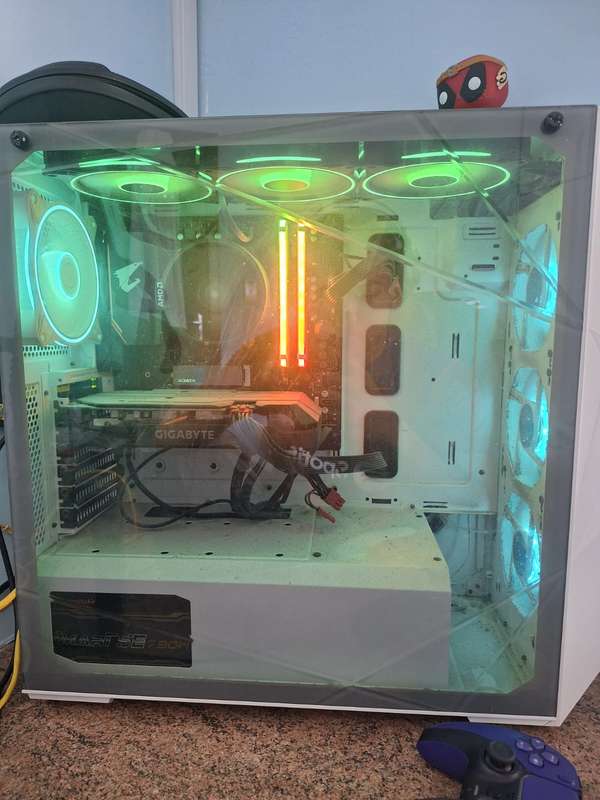 AMD Ryzen 5 + GTX 1660 Super + 16GB RAM Gaming PC