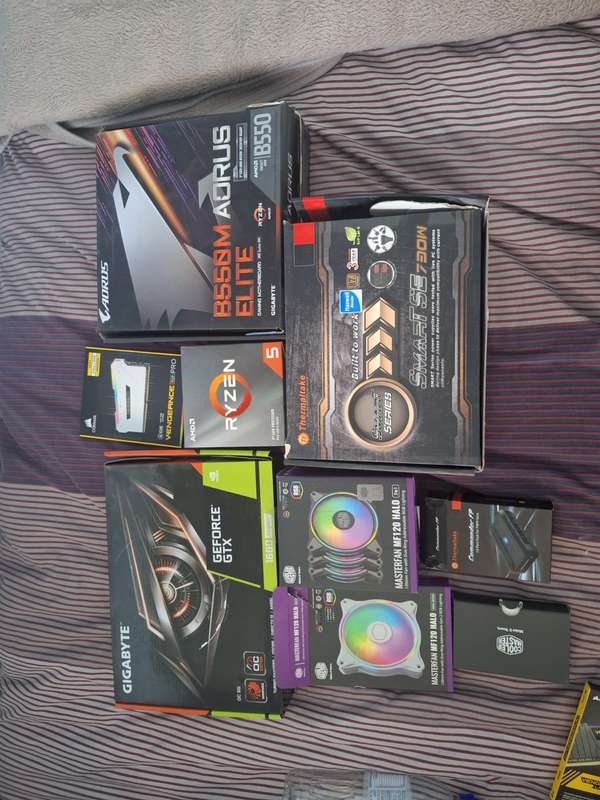 AMD Ryzen 5 + GTX 1660 Super + 16GB RAM Gaming PC