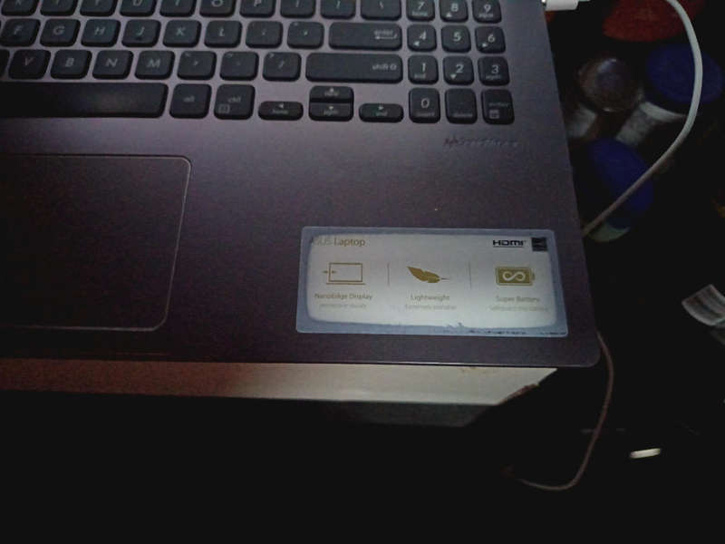 Laptop