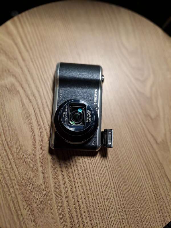 Samsung EC G2 digital camera