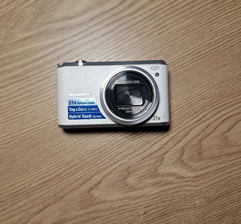 Samsung WB350F camera