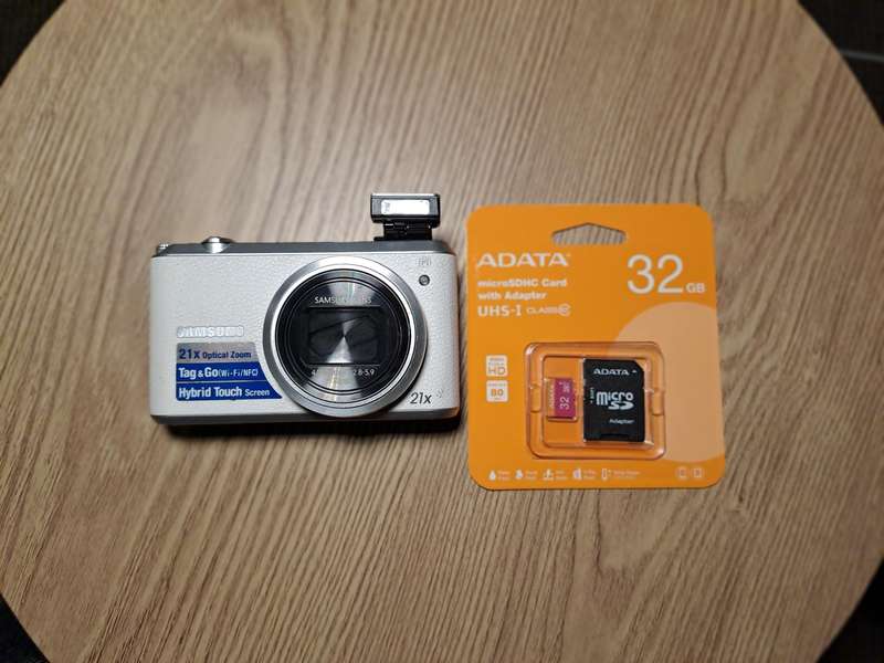 Samsung WB350F camera