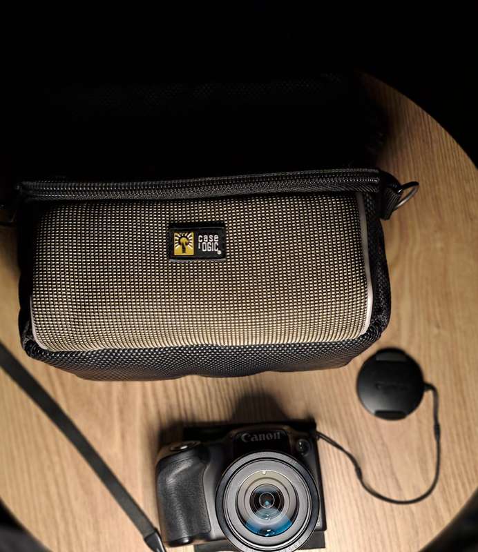 CANON SX430IS BRIDGE CAMERA (BASICALLY NEW)