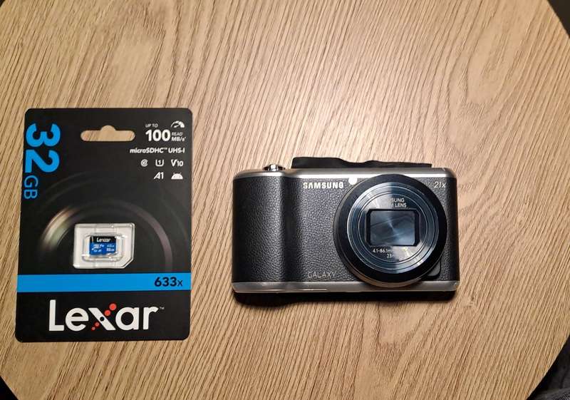Samsung EK G2 smart digital camera