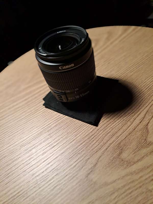 CANON EFS 18-55MM LENS