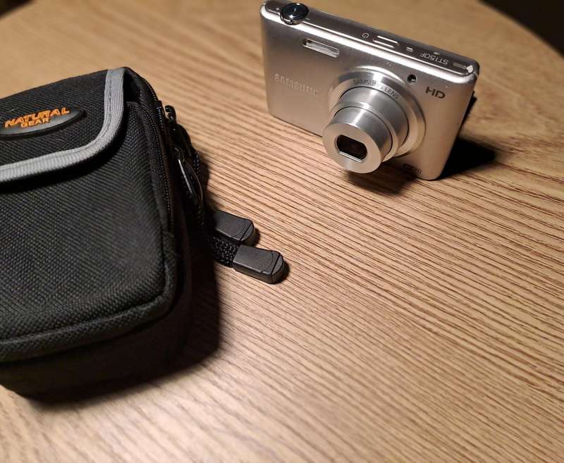 SAMSUNG ST150F DIGITAL CAMERA