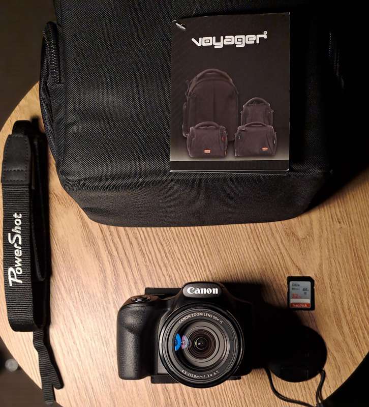 BRAND NEW CANON POWERSHOT SX540HS BUNDLE