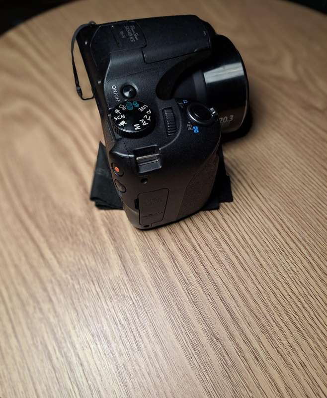 BRAND NEW CANON POWERSHOT SX540HS BUNDLE
