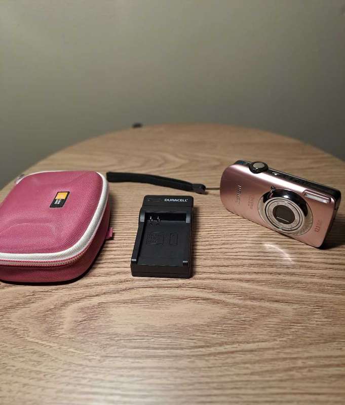 Canon Ixus 110IS Digital Camera