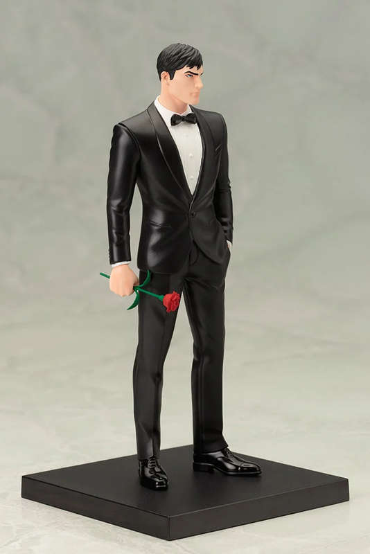 DC Comics ArtFX+ Bruce Wayne (Tuxedo Suit) Limited Edition Statue