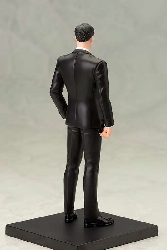 DC Comics ArtFX+ Bruce Wayne (Tuxedo Suit) Limited Edition Statue