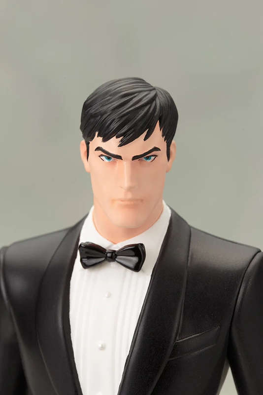 DC Comics ArtFX+ Bruce Wayne (Tuxedo Suit) Limited Edition Statue